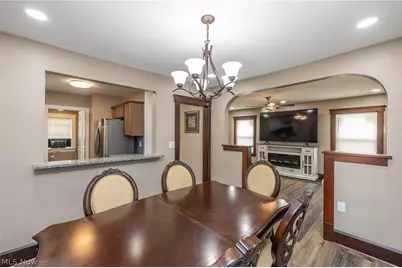 516 Bond Street, Elyria, OH 44035 - Photo 7