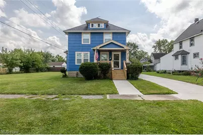 516 Bond Street, Elyria, OH 44035 - Photo 1