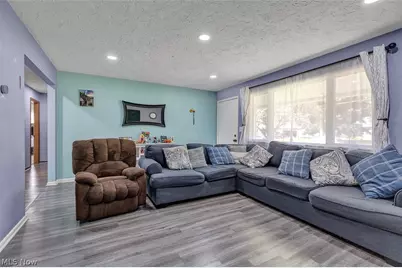 5847 Clement Drive, Lorain, OH 44053 - Photo 5