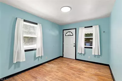 294 Oxford Avenue, Akron, OH 44310 - Photo 13