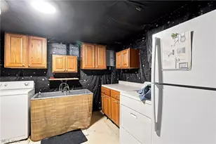 294 Oxford Ave, Akron, OH 44310 - Photo 25