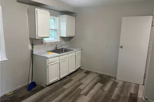 16015 S Lotus Dr, Loveland, OH 44128 - Photo 13