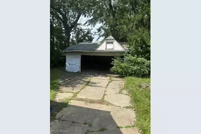 16015 S Lotus Drive, Loveland, OH 44128 - Photo 3