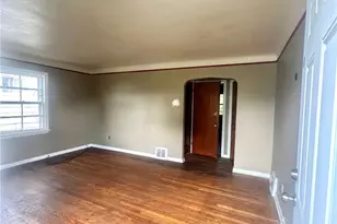 3927 E 153rd St, Loveland, OH 44128 - Photo 3