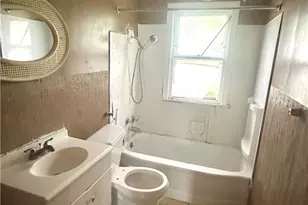 3927 E 153rd St, Loveland, OH 44128 - Photo 9