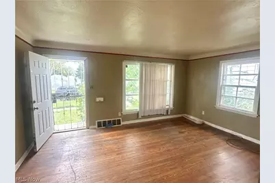 3927 E 153rd Street, Loveland, OH 44128 - Photo 5