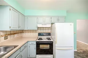 3907 S Schenley Ave, Youngstown, OH 44511 - Photo 27