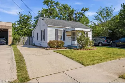 1489 E 361st Street, Eastlake, OH 44095 - Photo 3