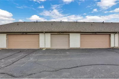 4305 E Strattford Circle E, Zanesville, OH 43701 - Photo 23
