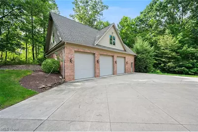 1088 River Woods Drive, Hinckley, OH 44233 - Photo 45