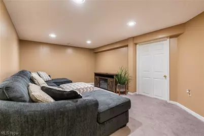 1206 W Maple Street, North Canton, OH 44720 - Photo 19