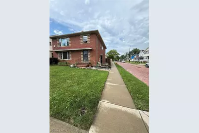 16727 Grovewood Avenue, Loveland, OH 44110 - Photo 1