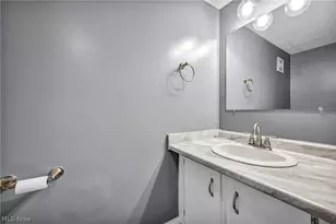 16 Surrey Ct, Mentor, OH 44060 - Photo 31