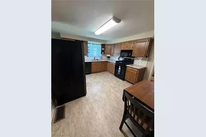 303 Wertz Street, Dalton, OH 44618 - Photo 15