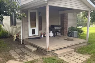 303 Wertz St, Dalton, OH 44618 - Photo 3