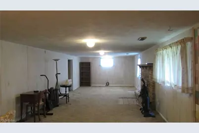 6841 Navarre Road SW, Massillon, OH 44646 - Photo 33