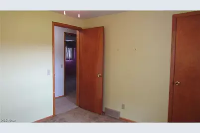 6841 Navarre Road SW, Massillon, OH 44646 - Photo 27