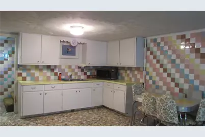 6841 Navarre Road SW, Massillon, OH 44646 - Photo 31