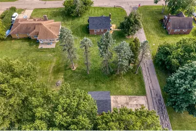 539 Figueroa Place SE, Canton, OH 44707 - Photo 33