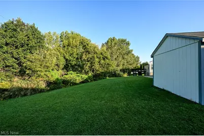 2156 Thornbury Lane, Akron, OH 44319 - Photo 33