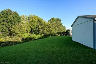2156 Thornbury Ln, Akron, OH 44319 - Photo 33