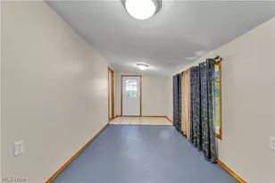 1547 49th St, Canton, OH 44709 - Photo 9
