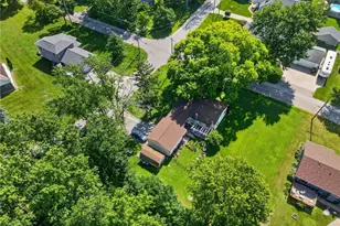 306 Everett St, Grand River, OH 44045 - Photo 3