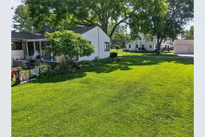 306 Everett Street, Grand River, OH 44045 - Photo 11