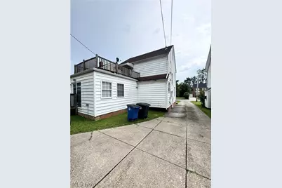 17015 Glendale Avenue, Loveland, OH 44128 - Photo 3