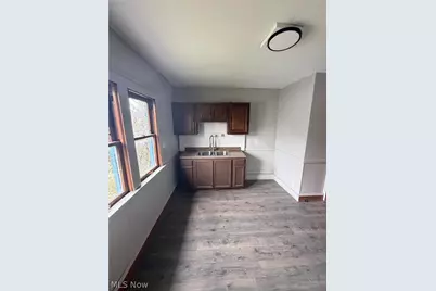9529 Mount Auburn Avenue #UP, Loveland, OH 44104 - Photo 15
