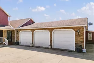 5616 Faircrest St SW, Canton, OH 44706 - Photo 5