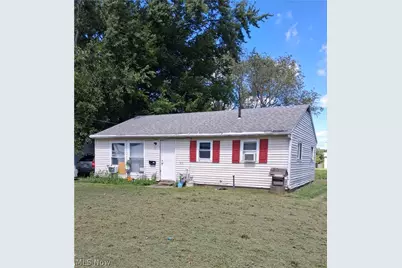1815 14th Street SE, Canton, OH 44707 - Photo 1