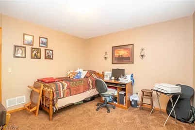 2316 Mount Pleasant Street NE, Canton, OH 44721 - Photo 33