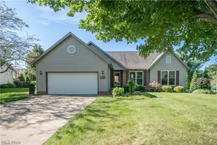 2316 Mt Pleasant St NE, Canton, OH 44721 - Photo 1