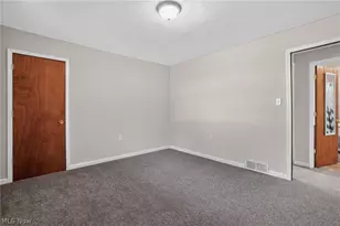 1112 Danforth Rd, Akron, OH 44312 - Photo 13