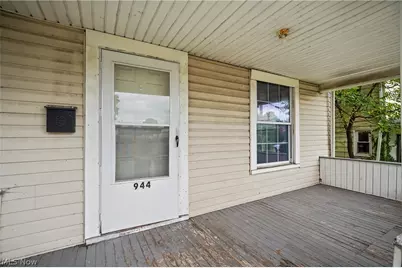 944 Redfern Avenue, Akron, OH 44314 - Photo 21