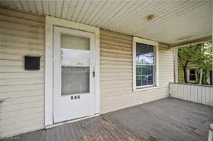 944 Redfern Ave, Akron, OH 44314 - Photo 21