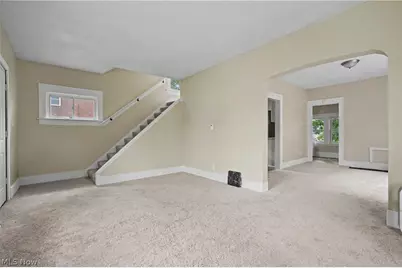 944 Redfern Avenue, Akron, OH 44314 - Photo 3