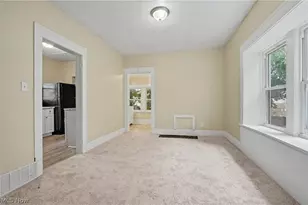 944 Redfern Ave, Akron, OH 44314 - Photo 5