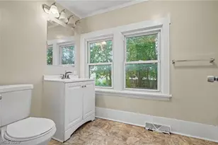 944 Redfern Ave, Akron, OH 44314 - Photo 7