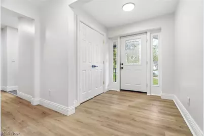 6097 Reno Drive, Louisville, OH 44641 - Photo 7