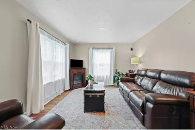 2606 Shunk Avenue, Alliance, OH 44601 - Photo 9