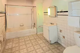 6118 Gladys Ave, Elyria, OH 44035 - Photo 13