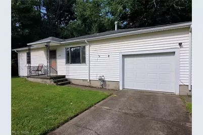 6118 Gladys Avenue, Elyria, OH 44035 - Photo 3