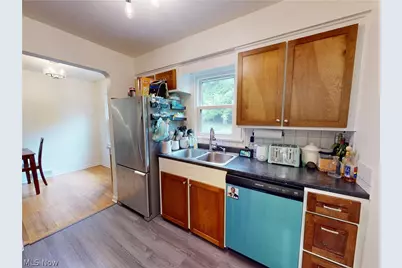5972 Crossview Road, Green Hills, OH 44131 - Photo 9