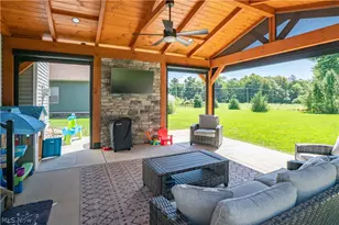 760 Radcliffe Pass, Columbiana, OH 44408 - Photo 43