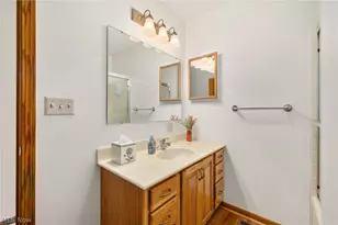 843 Wildwood Dr, Willard, OH 44890 - Photo 17