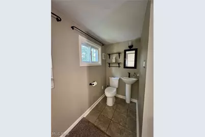 7688 Calvin Road, Ravenna, OH 44266 - Photo 19