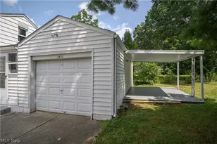 2651 21st St, Cuyahoga Falls, OH 44223 - Photo 3