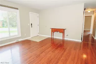 235 Shipherd Cir, Oberlin, OH 44074 - Photo 3